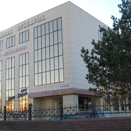 Sultan Beibarys Hotel Nur-Sultan  Exterior photo