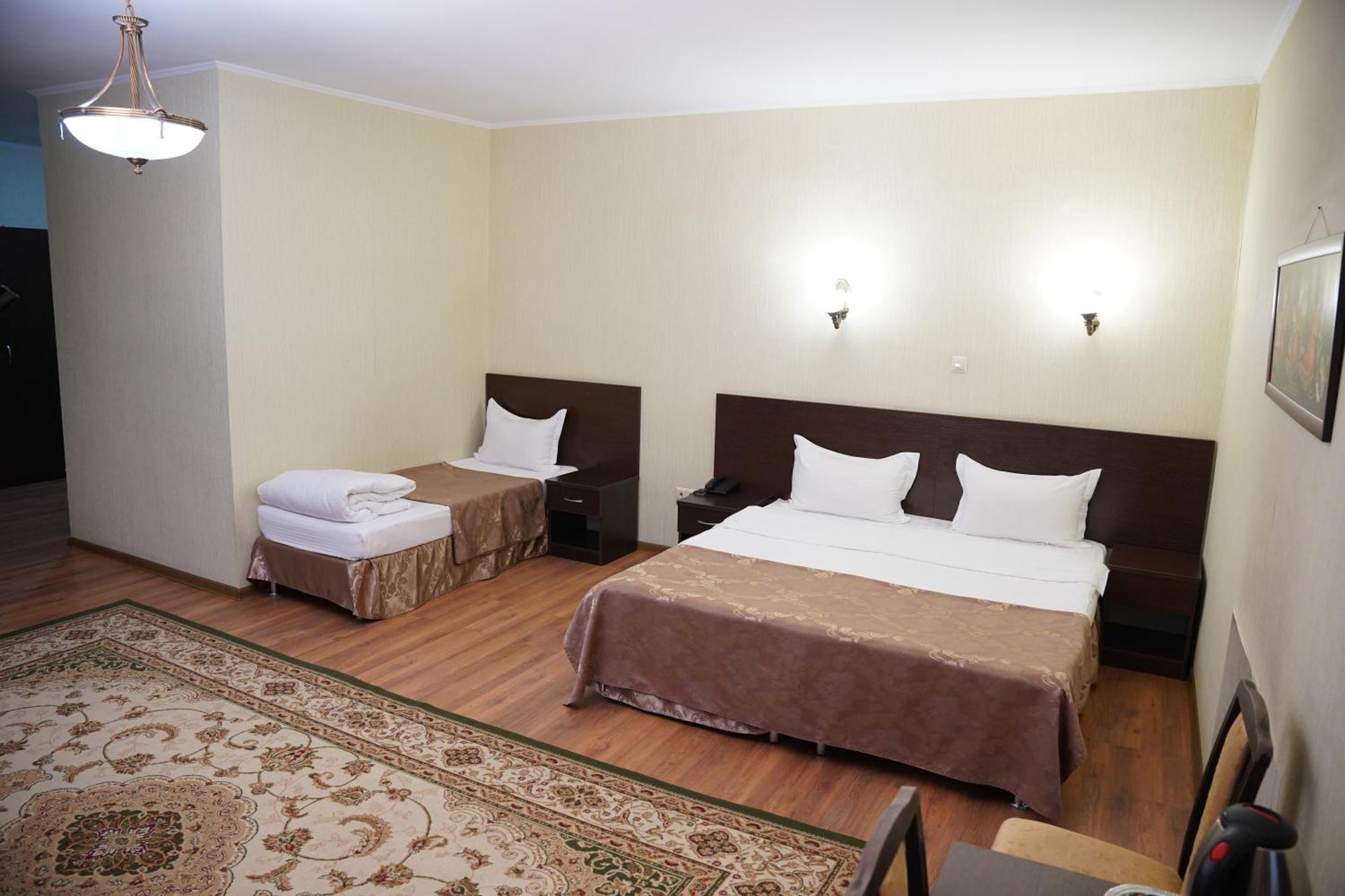 Sultan Beibarys Hotel Nur-Sultan  Exterior photo