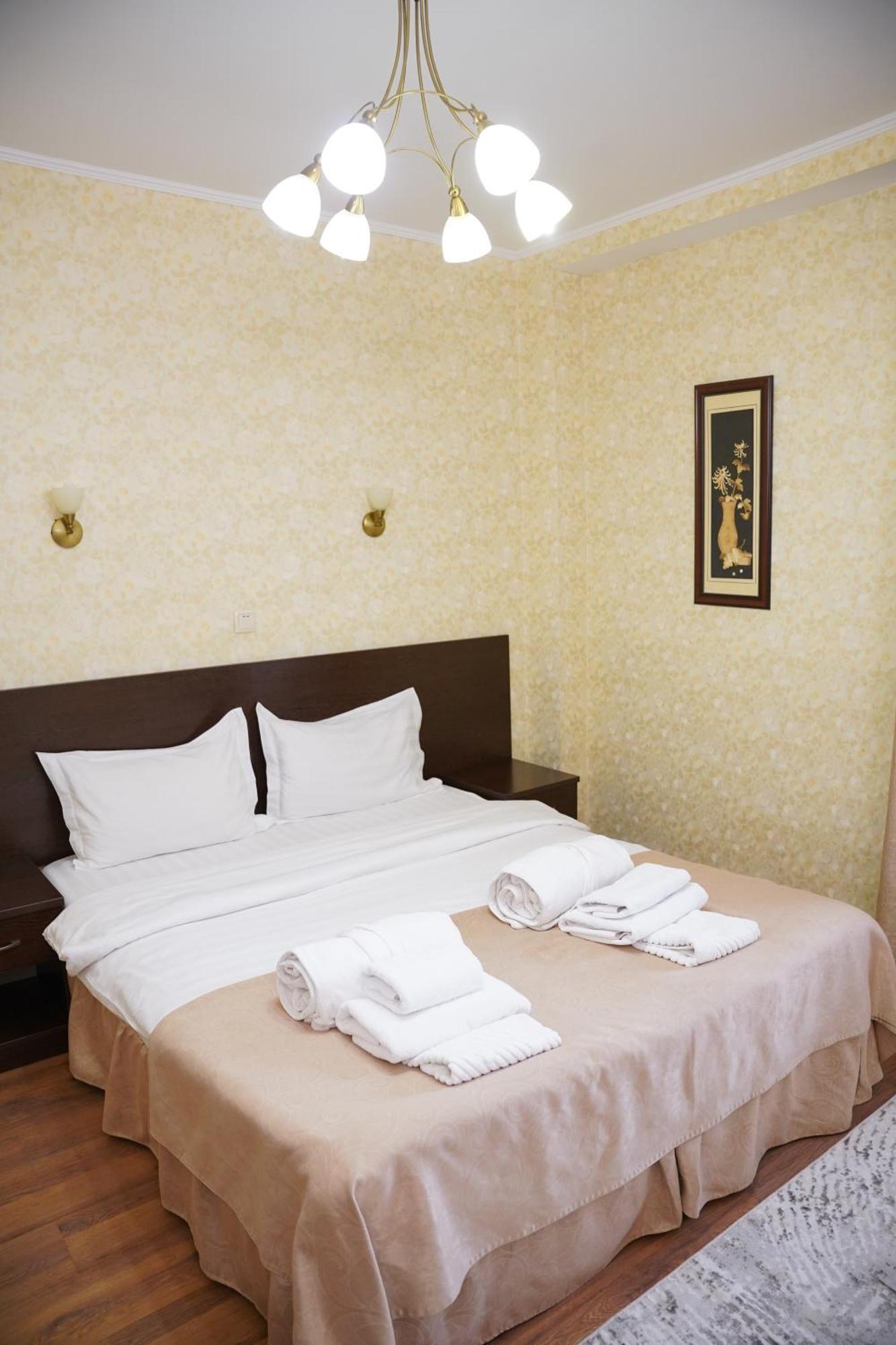 Sultan Beibarys Hotel Nur-Sultan  Exterior photo