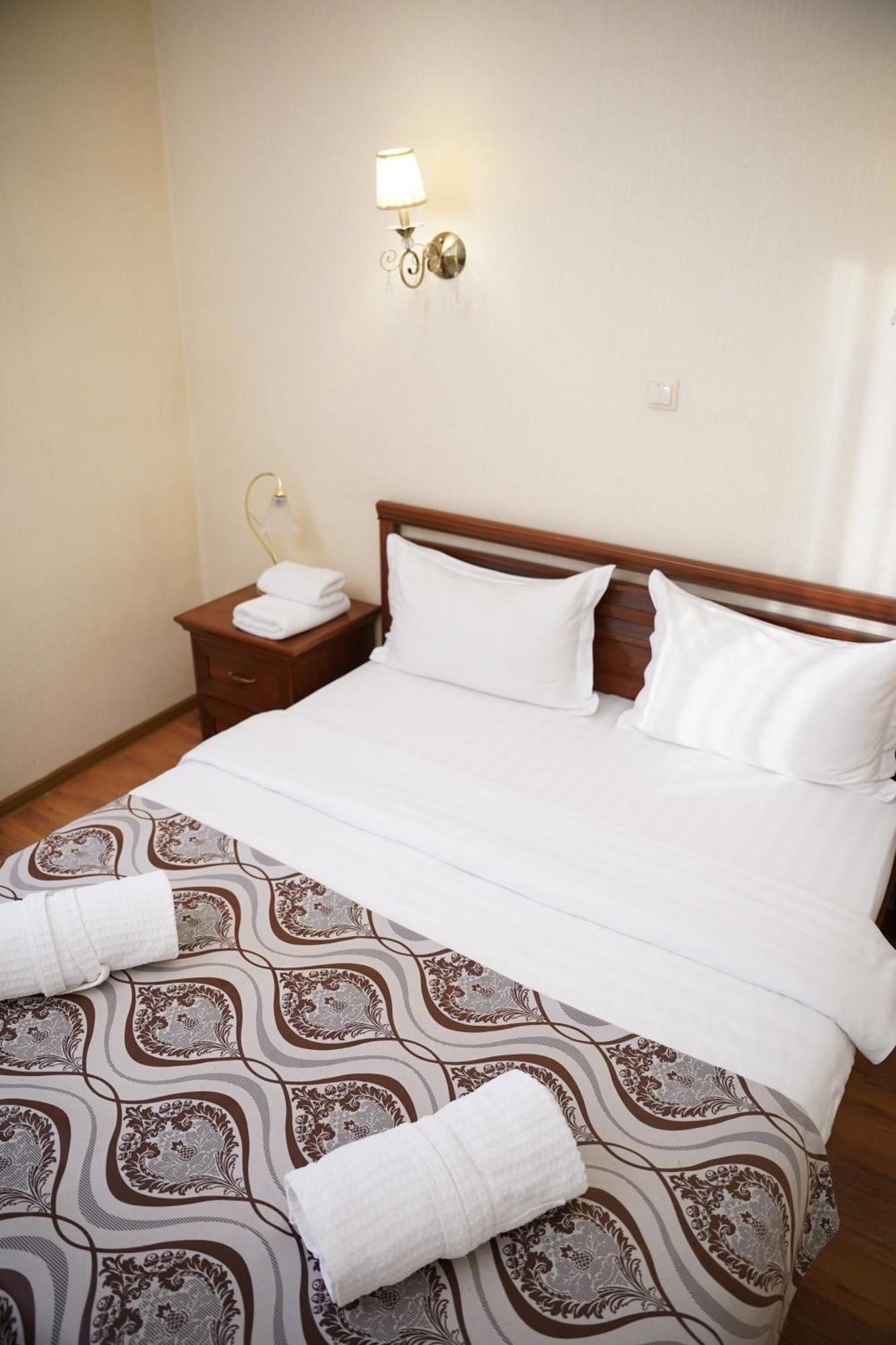 Sultan Beibarys Hotel Nur-Sultan  Exterior photo